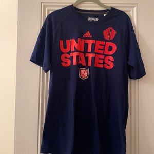 Adidas Mens size medium tee